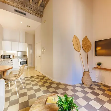 Bravissimo Calderers La Lleona, Heart Of The Barri Vell Apartment *