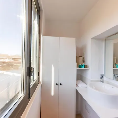 Apartment Bravissimo Calderers La Lleona, Heart Of The Barri Vell Girona