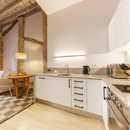 Bravissimo Calderers La Lleona, Heart Of The Barri Vell Apartment *